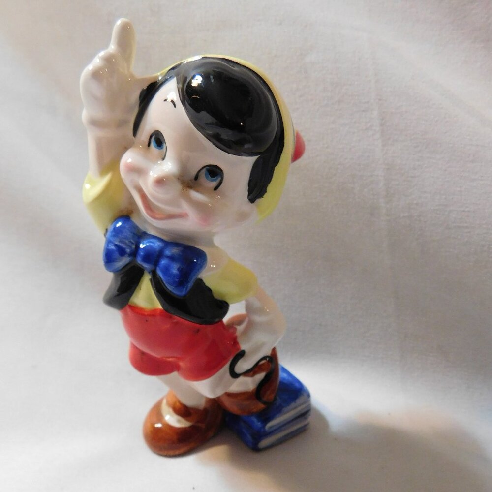 Vintage Walt Disney Productions Pinocchio Ceramic Figurine Japan